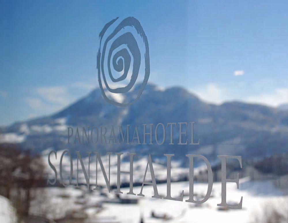 Panoramahotel Sonnhalde Schwarzenberg im Bregenzerwald Exterior foto